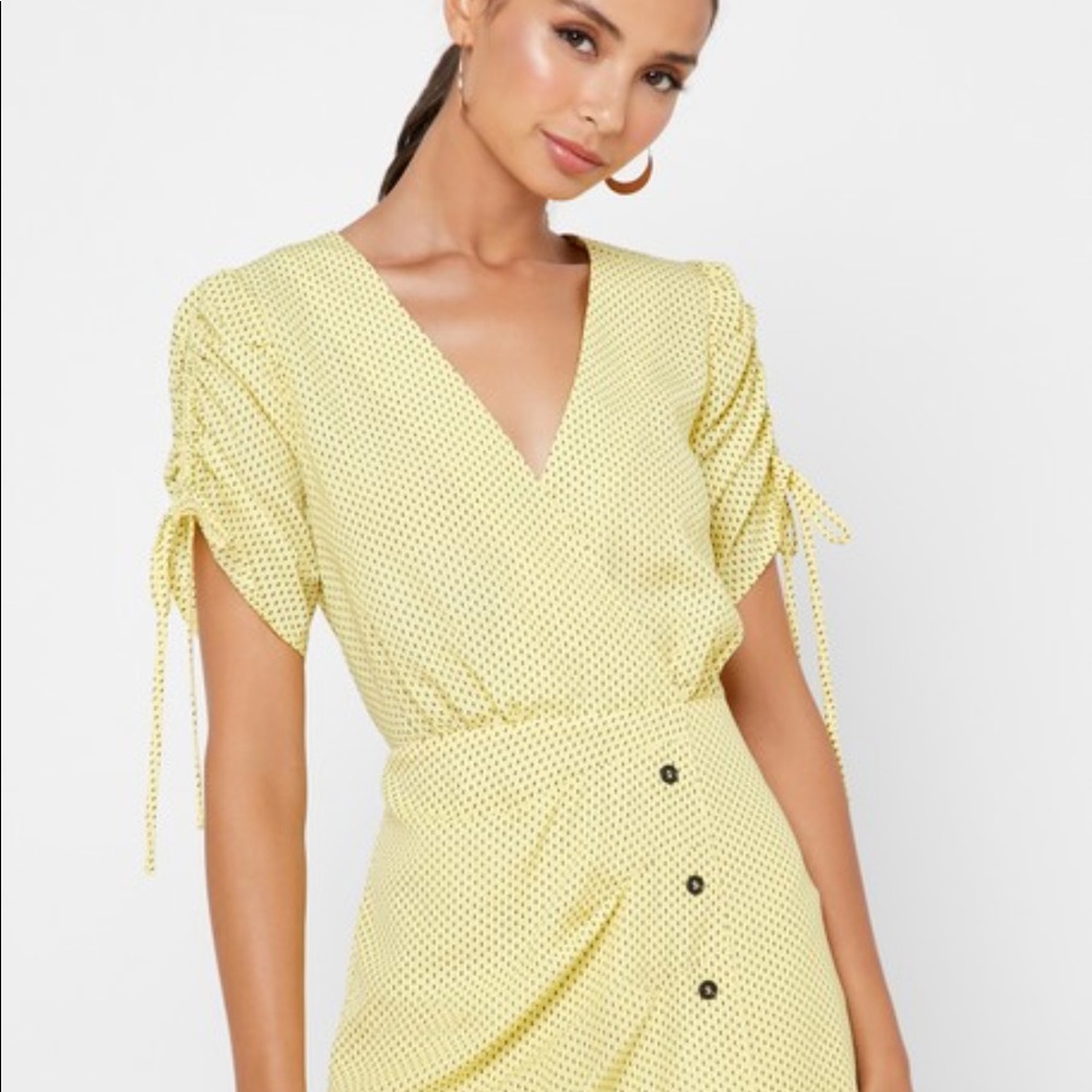 Moon River Tie sleeve button detail dress